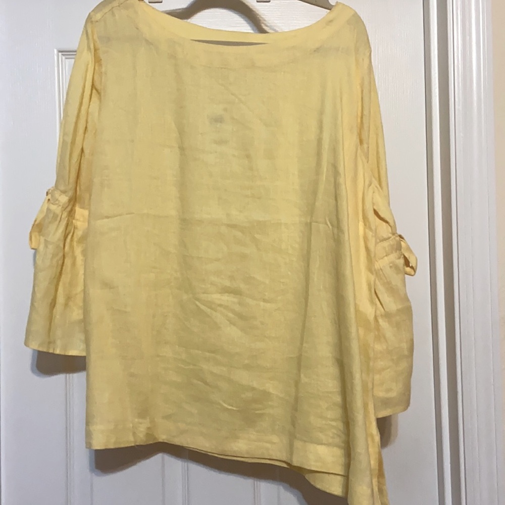 🌼NWT🌼 Gorgeous yellow linen blouse